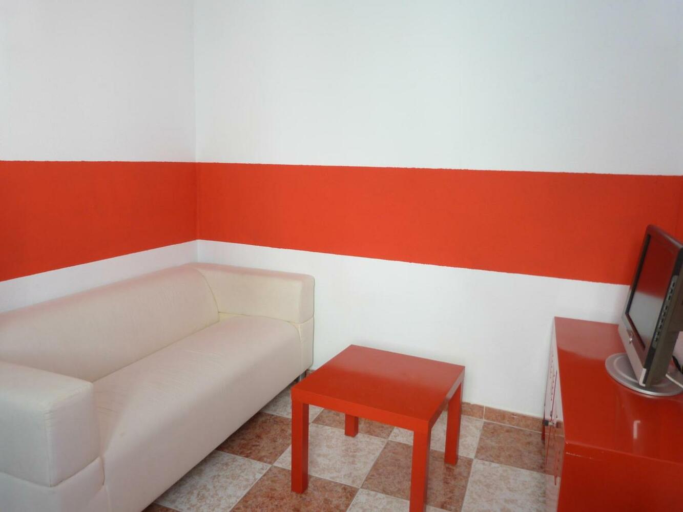 Summer Hostel, Cádiz
