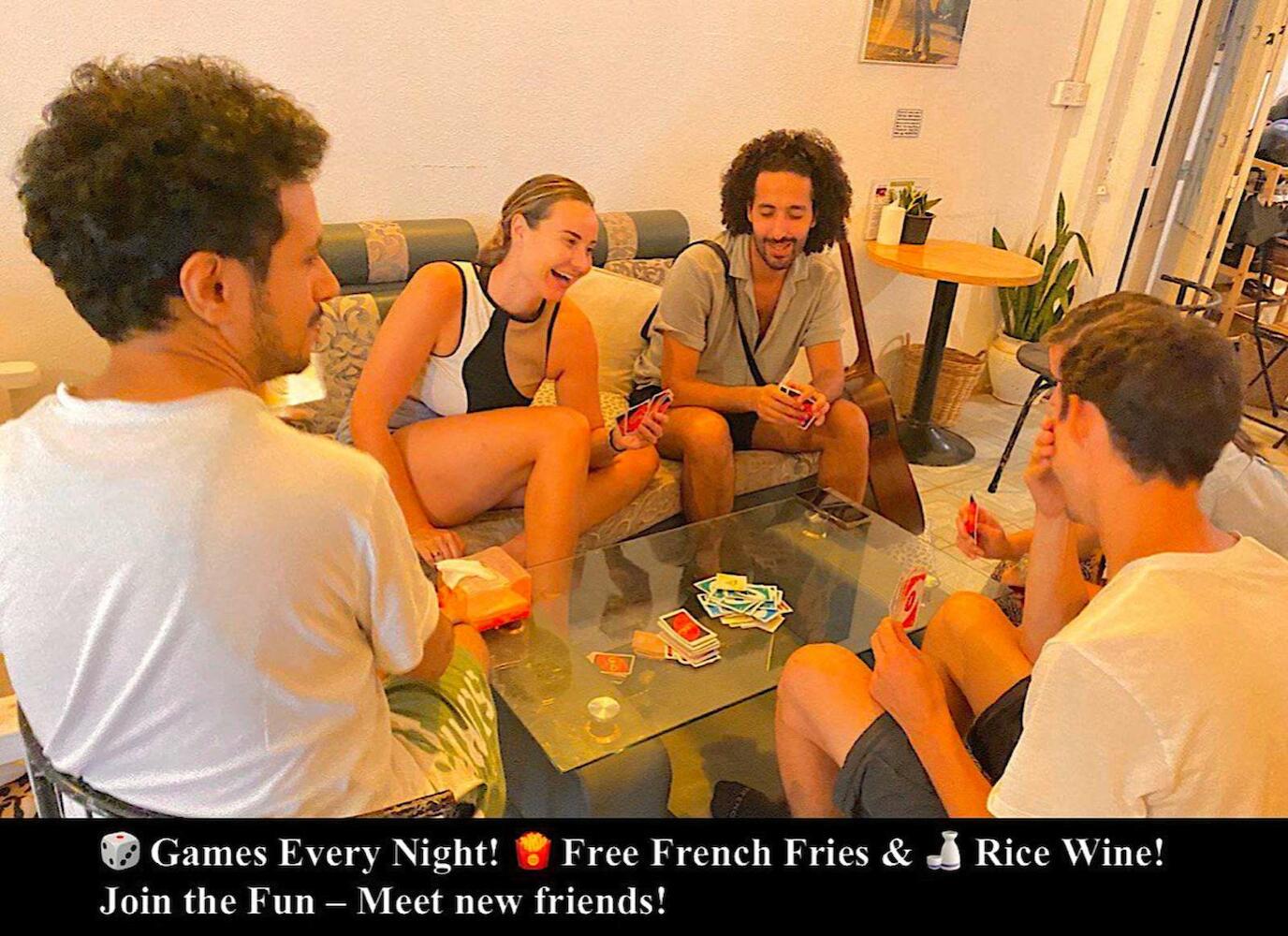 Social Backpacker Hostel & Rooftop Bar, Battambang