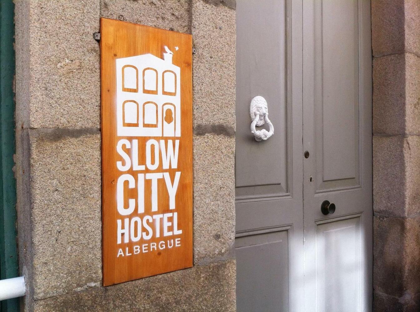Slow City Hostel