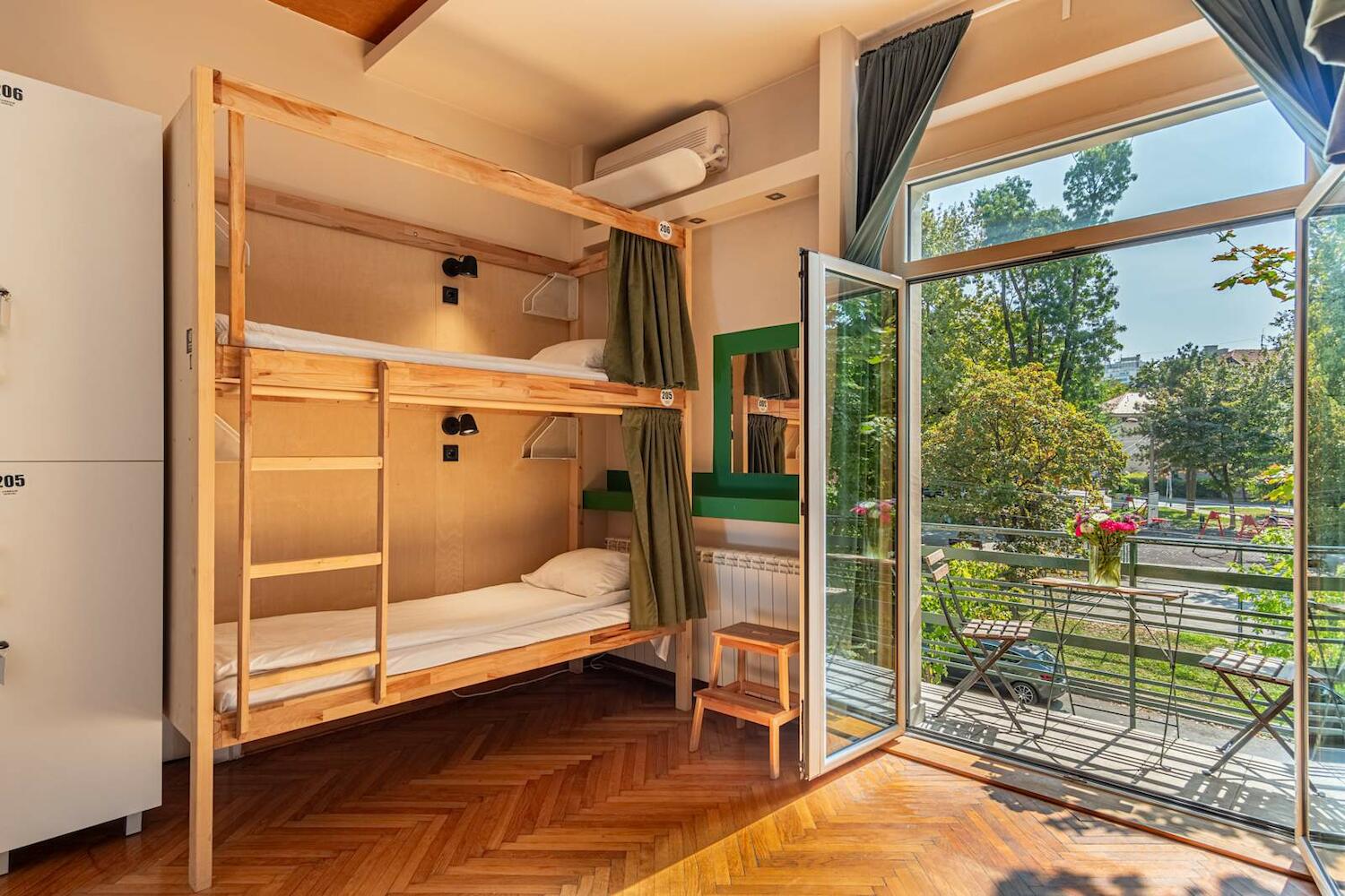 Cabbage Hostel, Belgrade