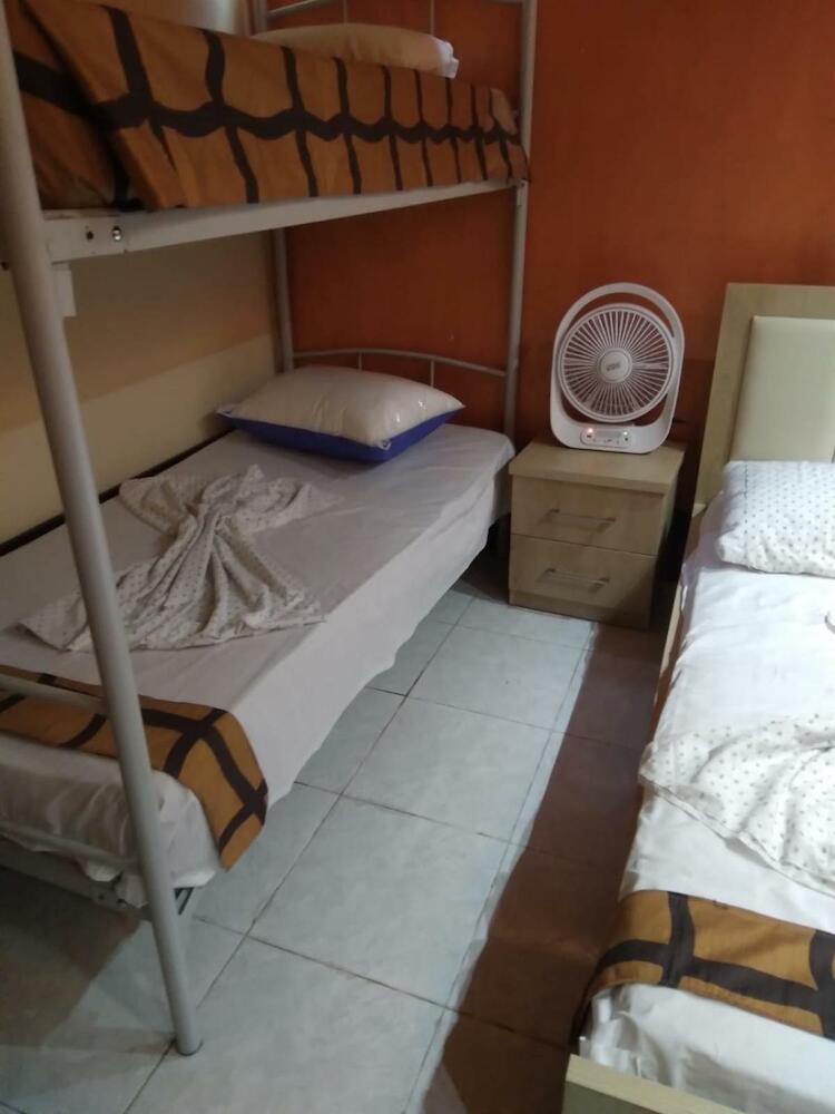 Hotel Hostel J'adore, Shkoder