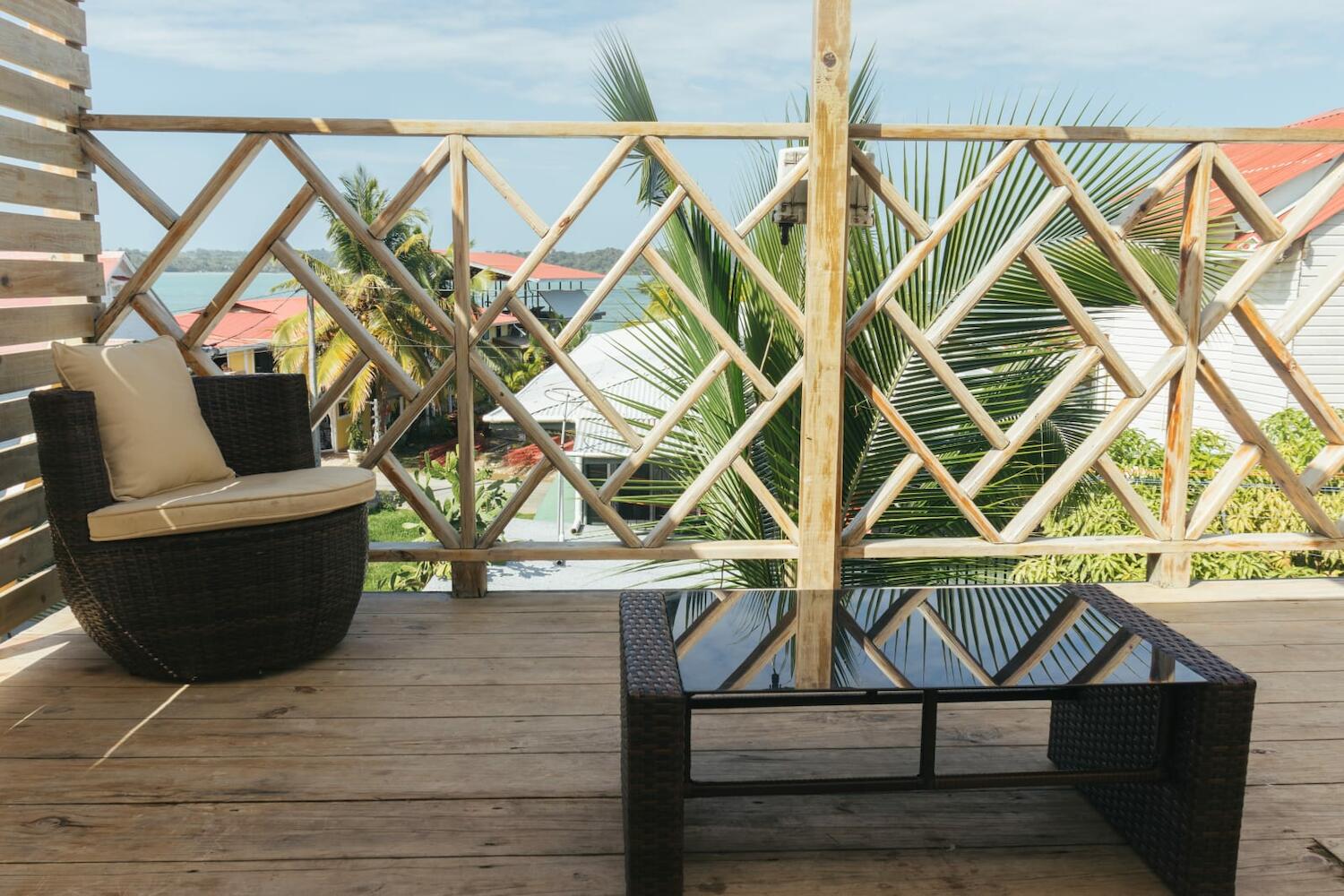Cliff's Hostel, Bocas del Toro