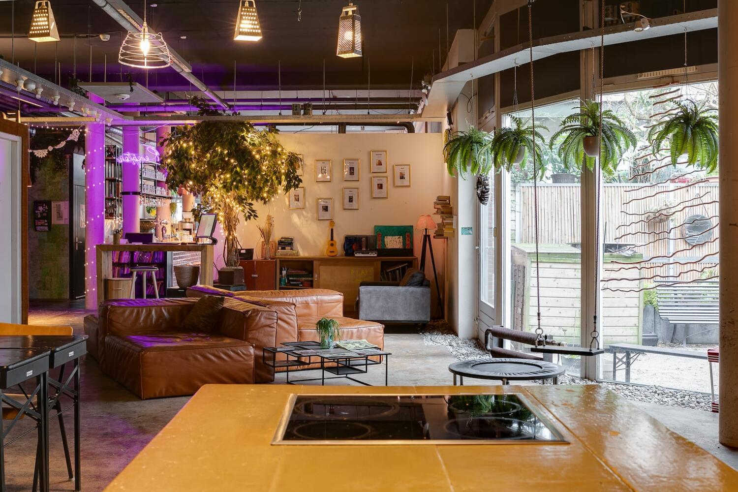 ClinkMama, Amsterdam