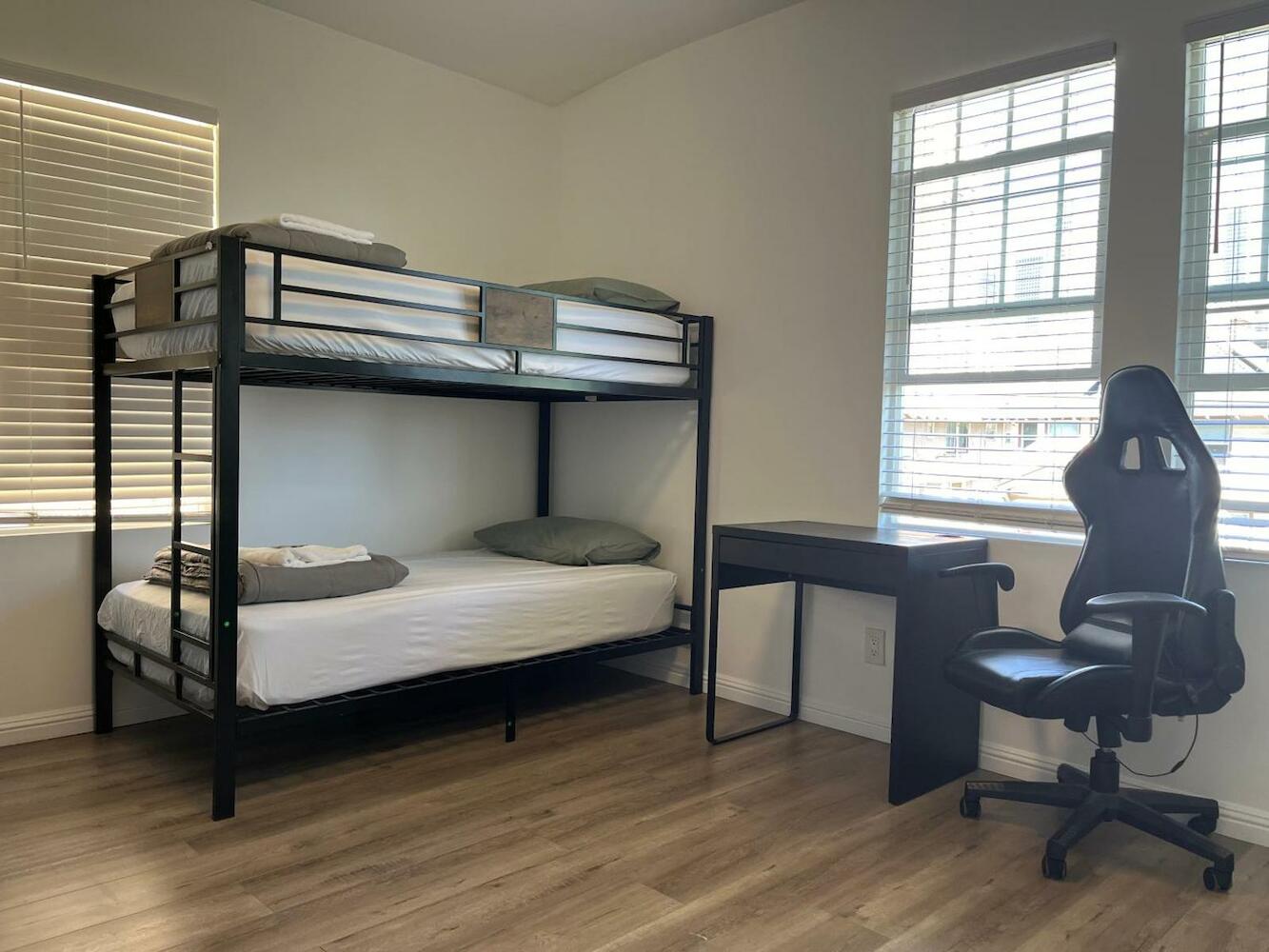 Green House, Los Angeles