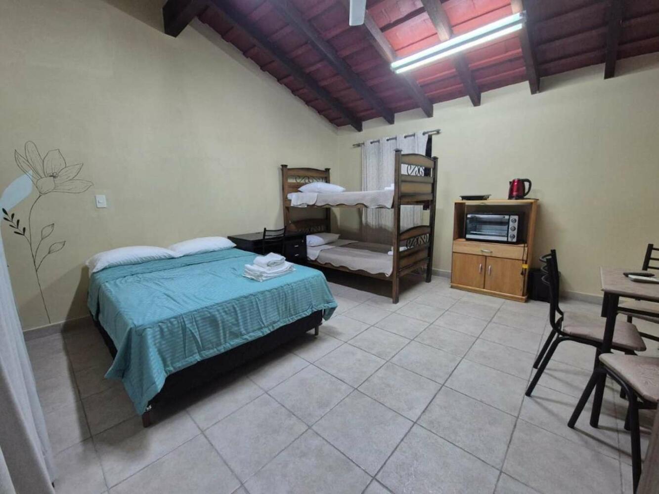 Patagonia Hostel, Asunción