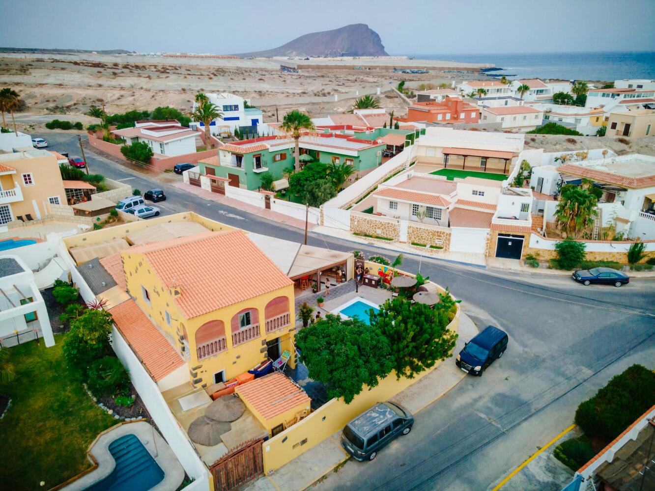 Los Amigos NEST Hostel