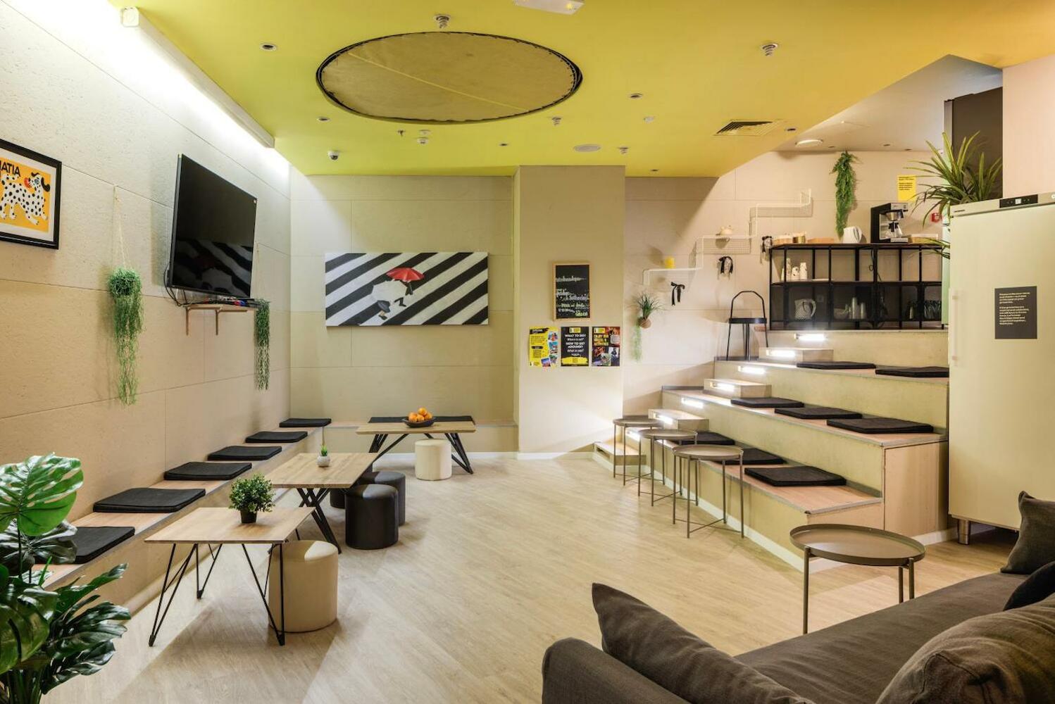 Design Hostel One