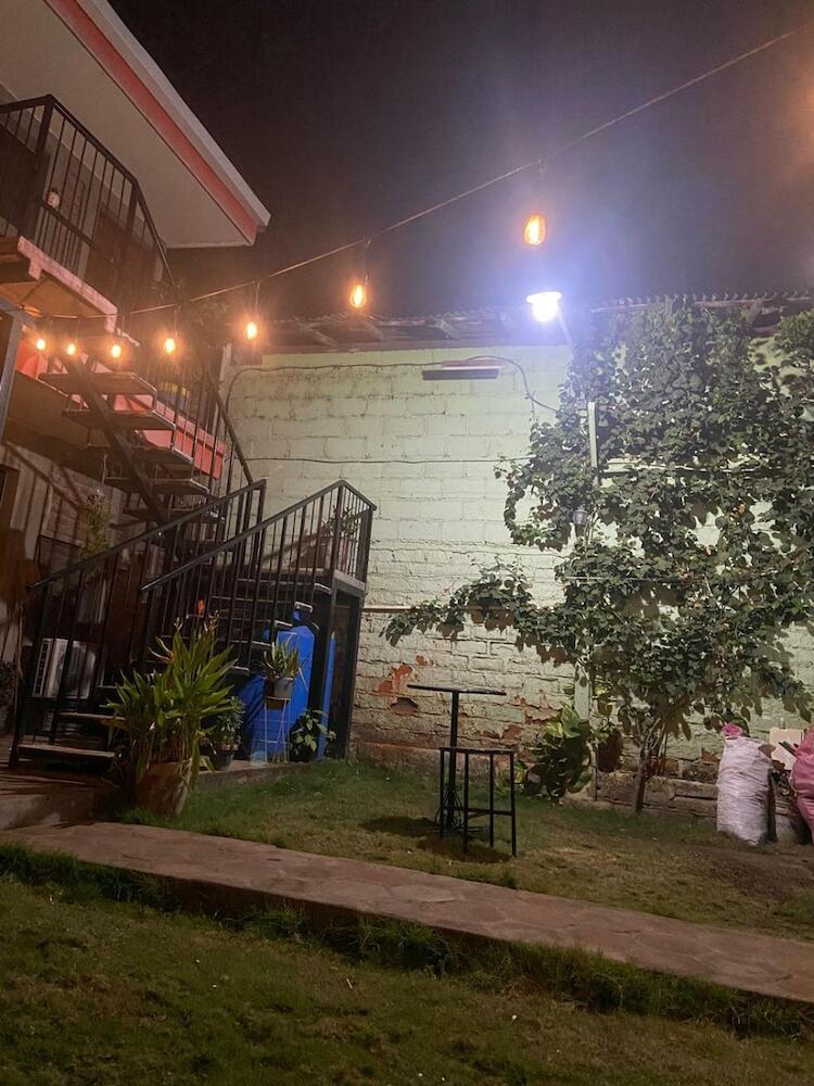 Hostal El Jardin