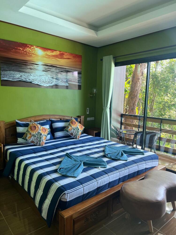 The View Hostel, Ko Phi Phi