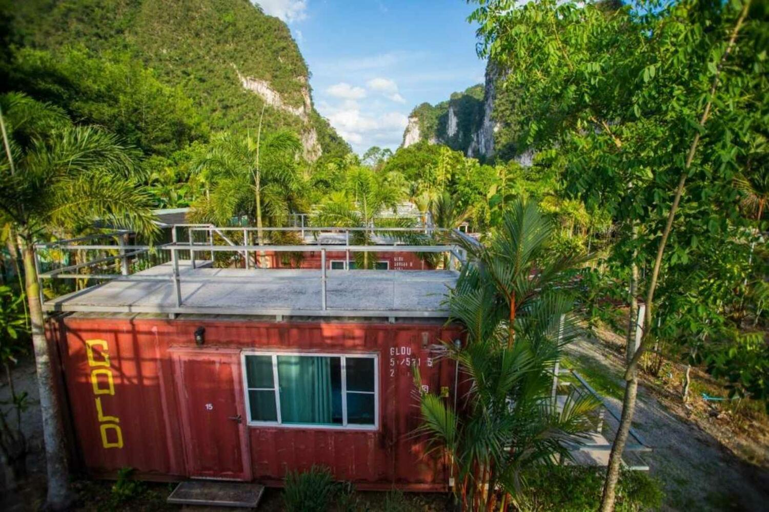 The Camper Lodge, Khao Sok