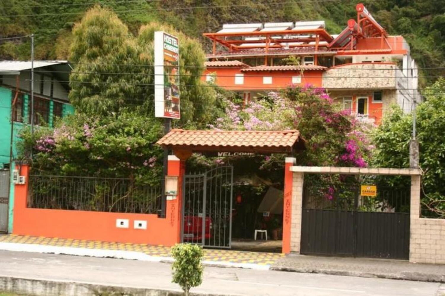 Hostal Chimenea