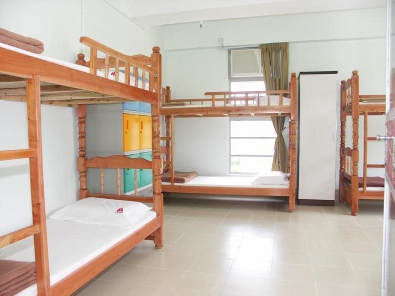 YHA Bradbury Jockey Club Youth Hostel, Hong Kong