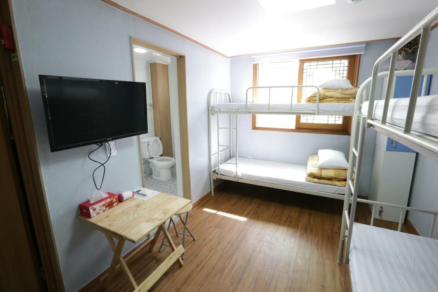 Able Guesthouse Hongdae, Seoul