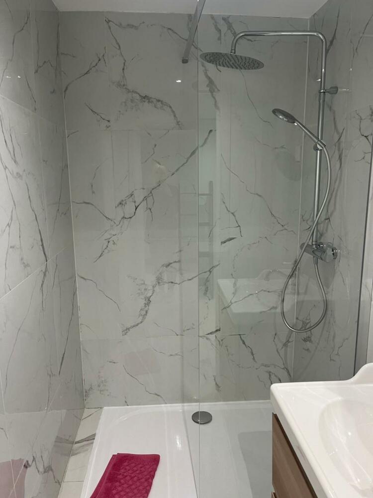 Hostel Lyonnais, Nice