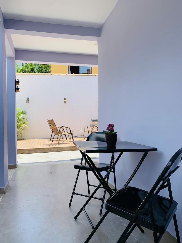 Lila Limao Hostel