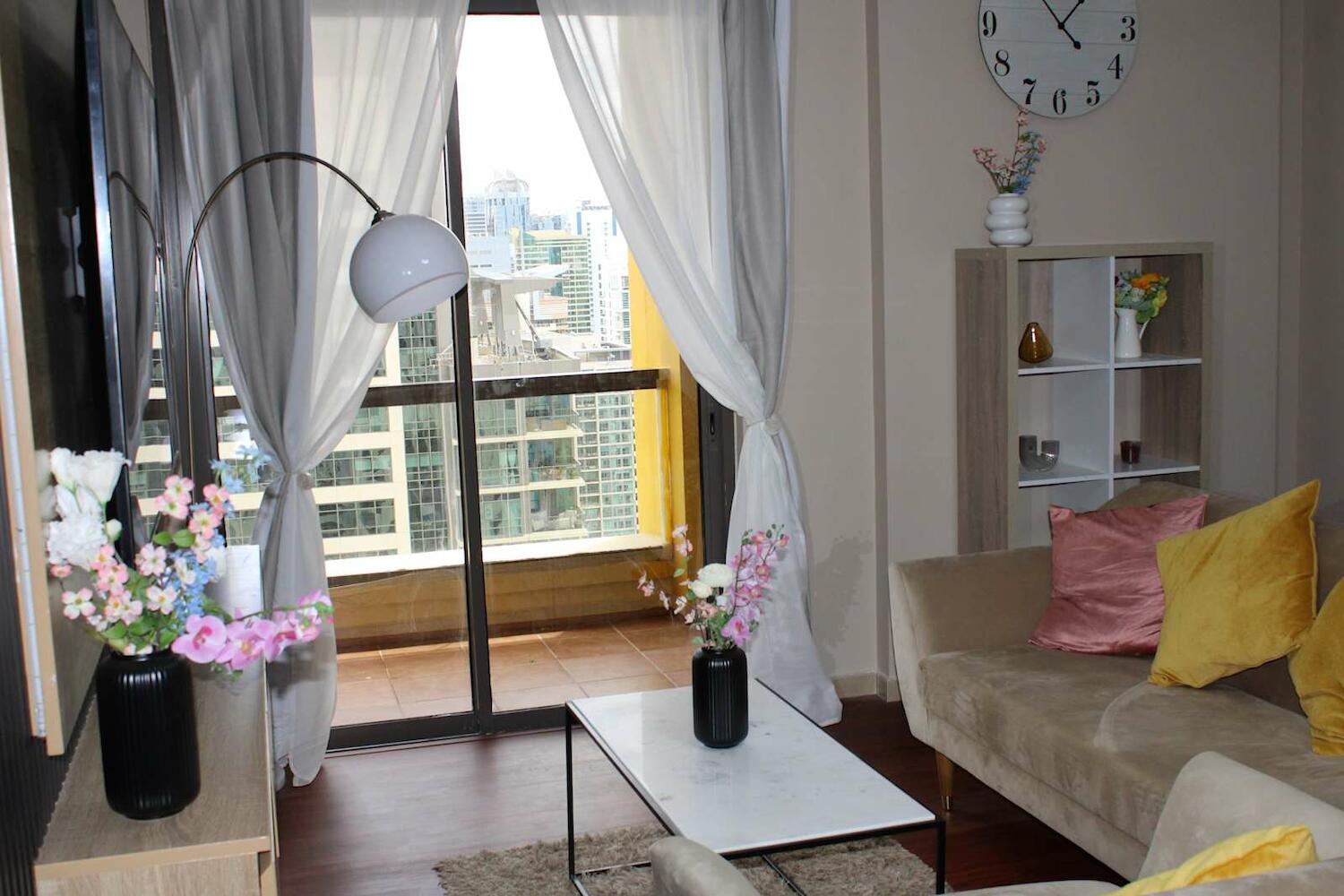 Urban Panda Skyview Hostel Jbr