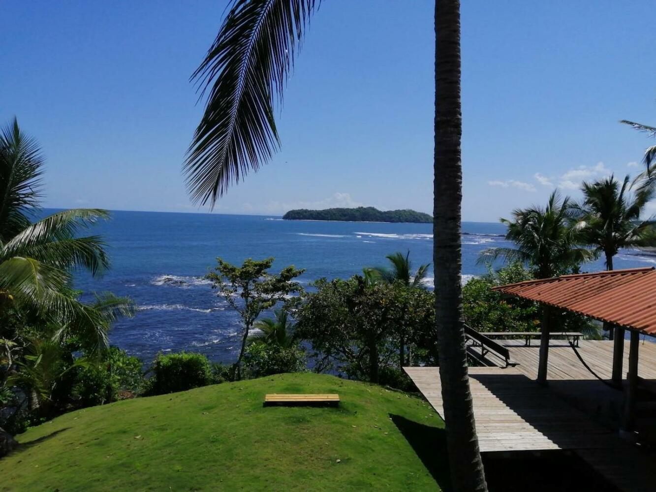 Hostal Surfers Paradise, Santa Catalina