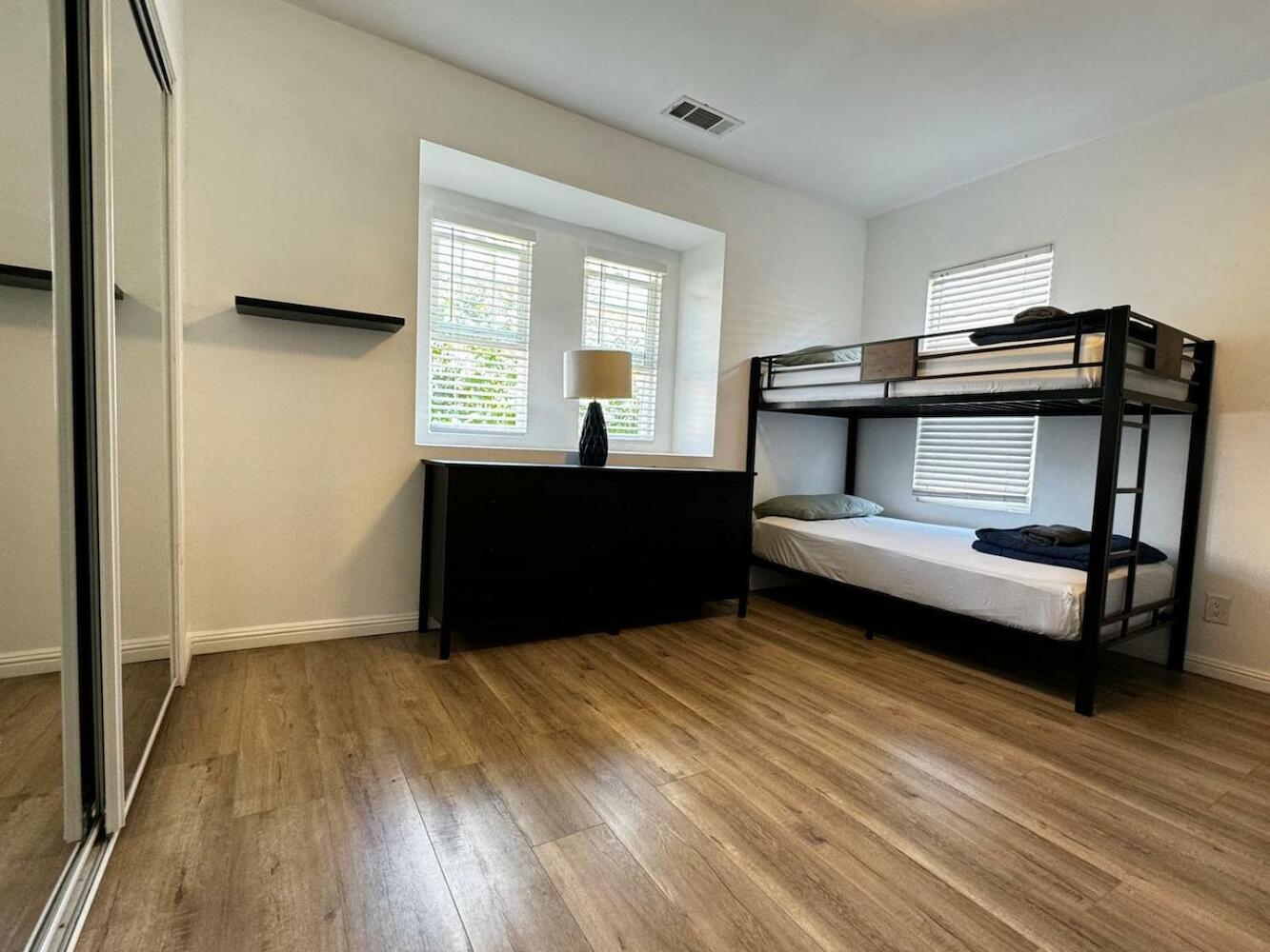 Green House, Los Angeles