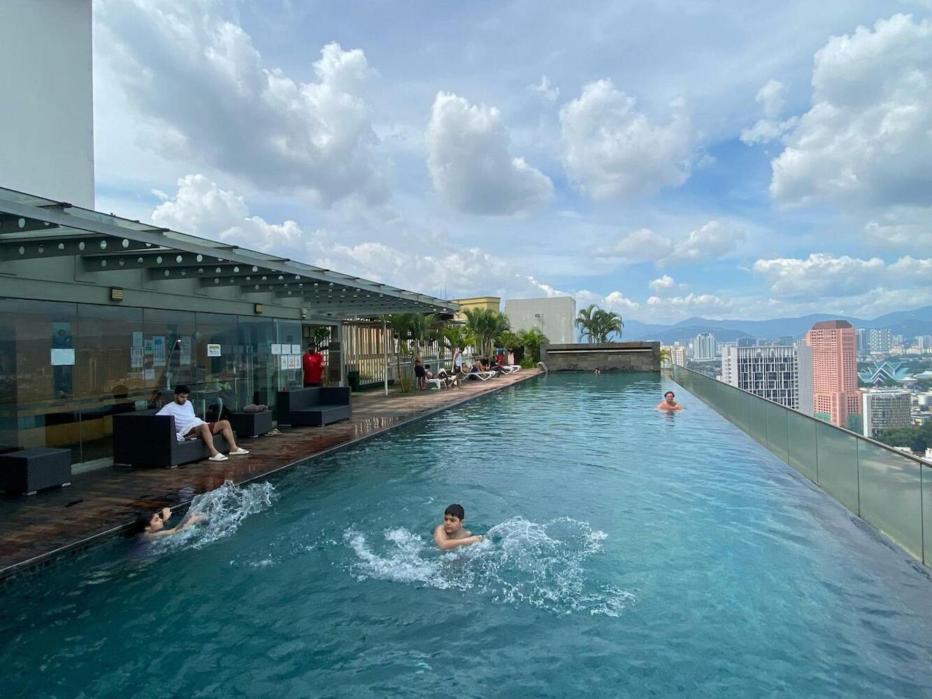 Infinity Pool Hostel, Kuala Lumpur