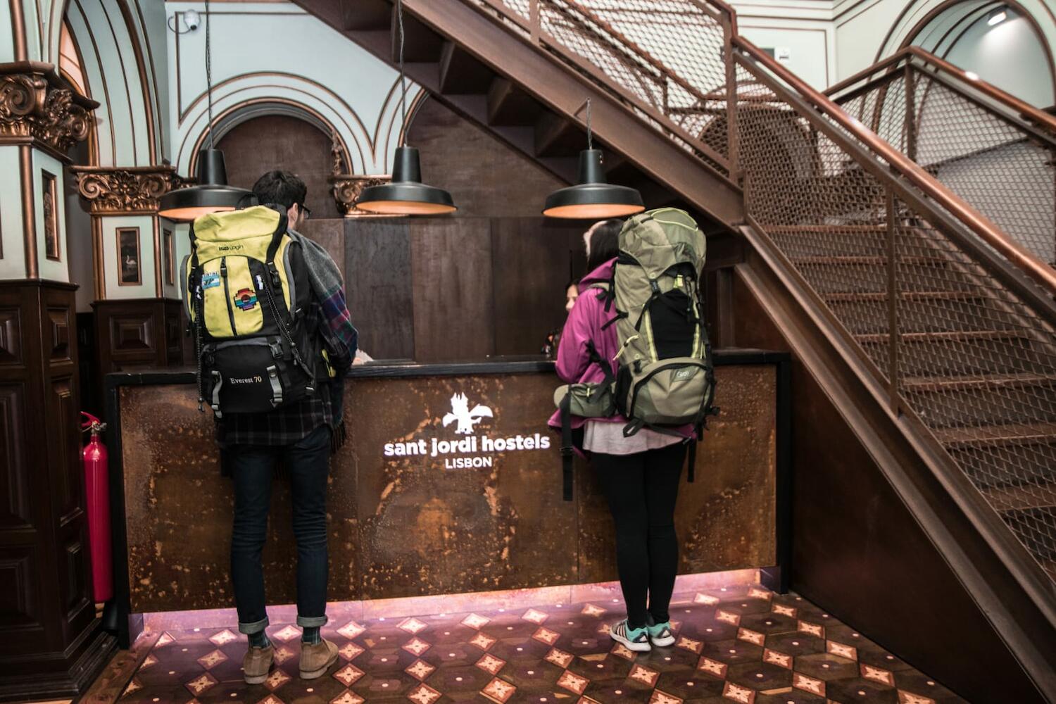 Sant Jordi Hostels