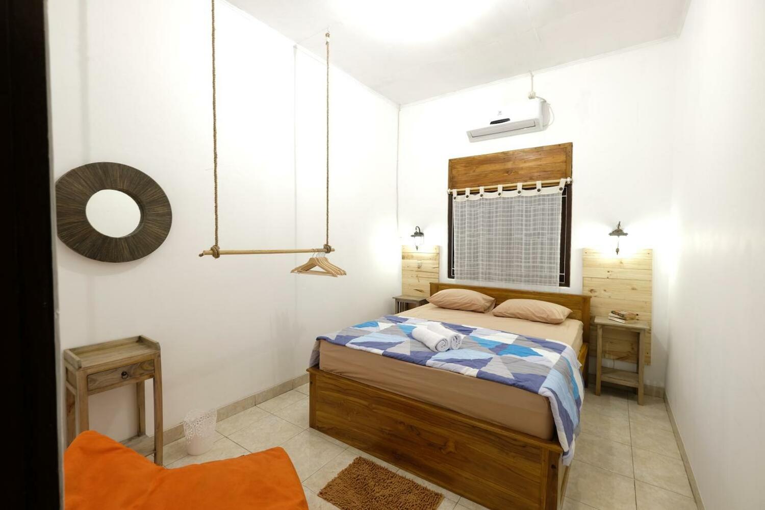 Wood Stone Hostel, Yogyakarta