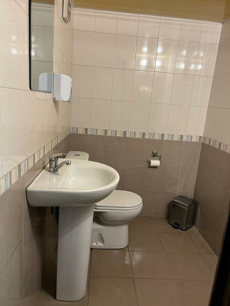 ENIGMA HOSTEL