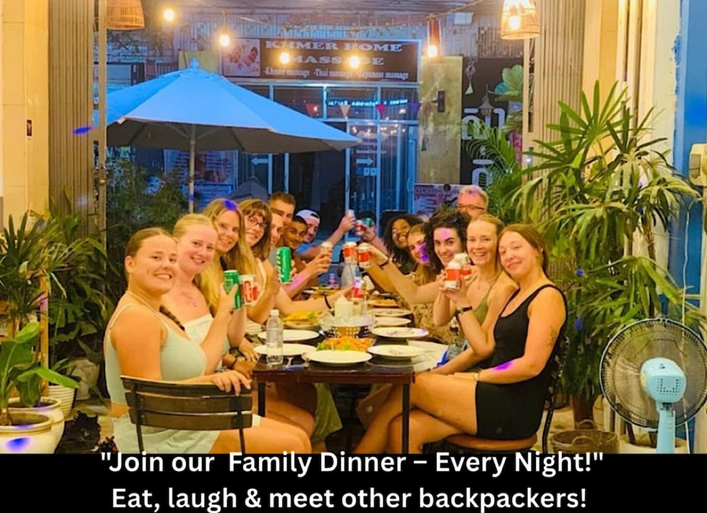 Social Backpacker Hostel & Rooftop Bar, Battambang
