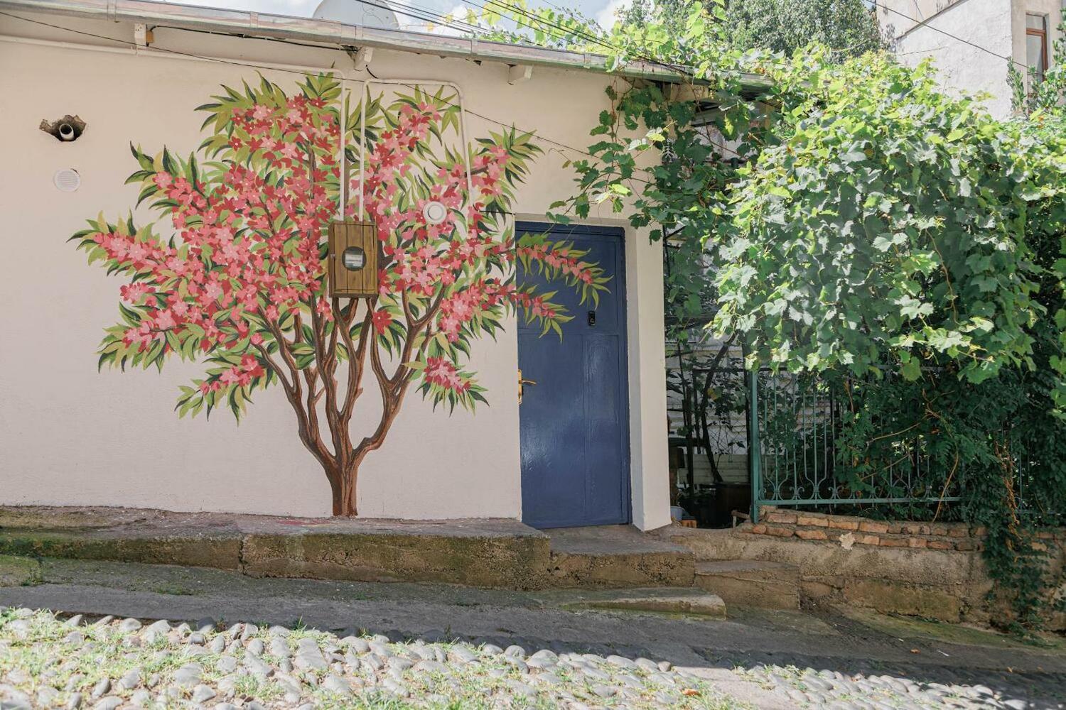 The Roses Home for Women