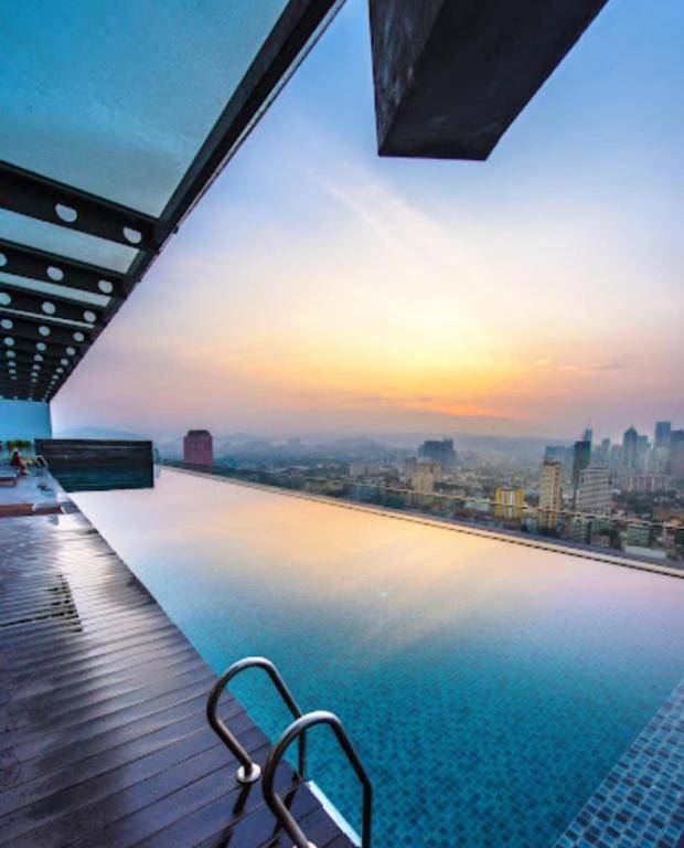 Infinity Pool Hostel, Kuala Lumpur