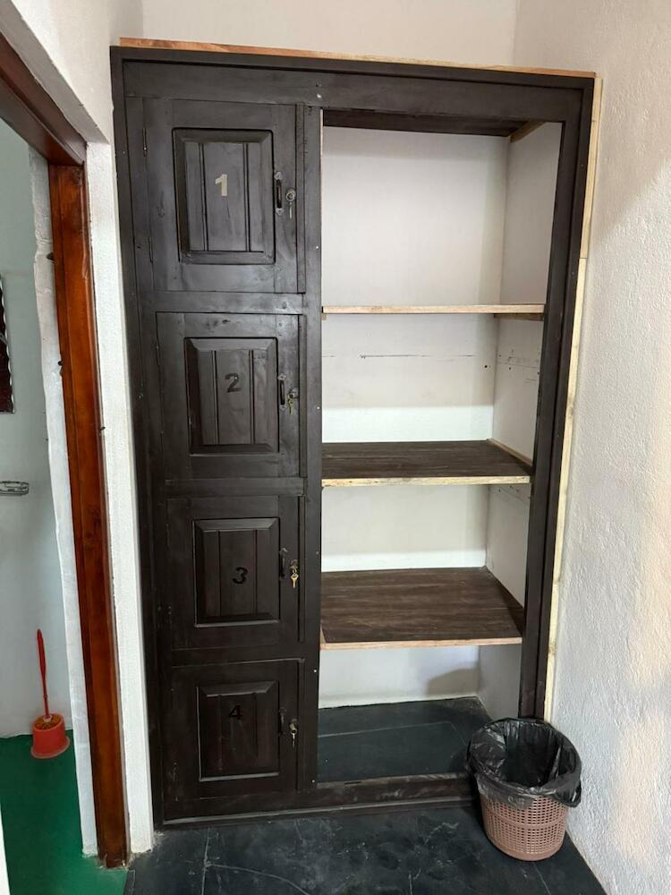 Stay Happy Hostel, Arugam Bay