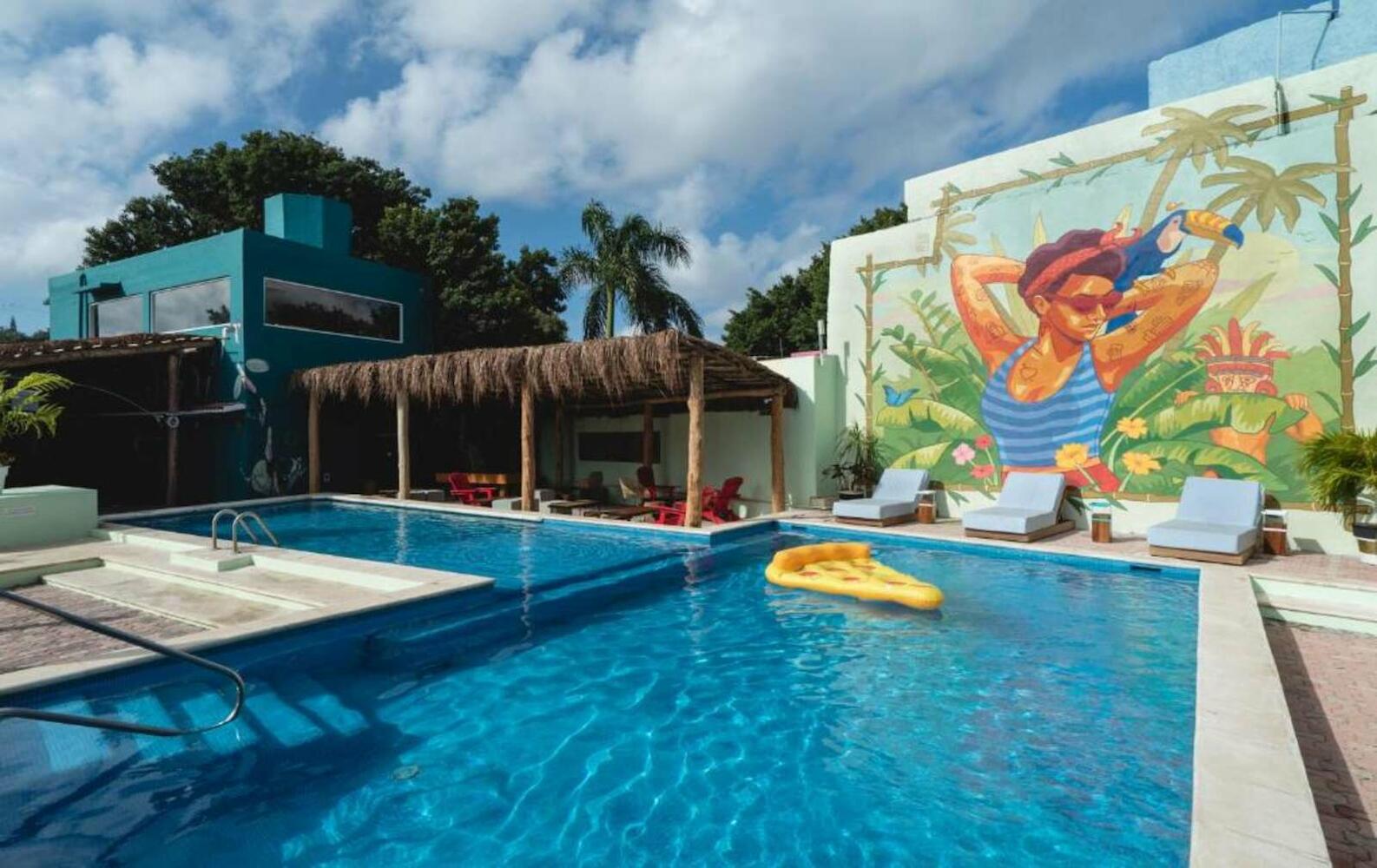 Nilu Cancun Downtown By Selina, Cancún