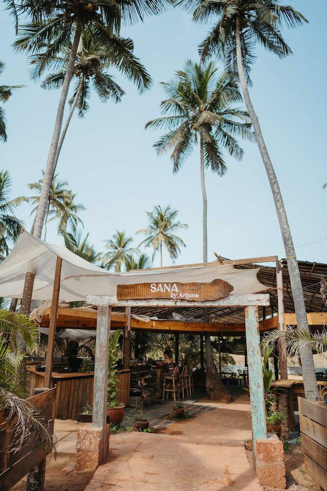 Artjuna Cabanas - Coliving Community In Anjuna, Goa