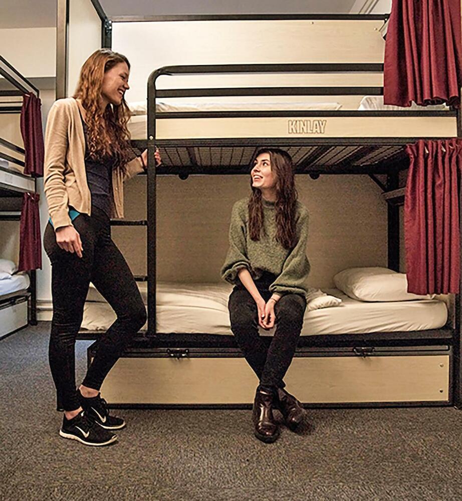 Kinlay Hostel Eyre Square, Galway