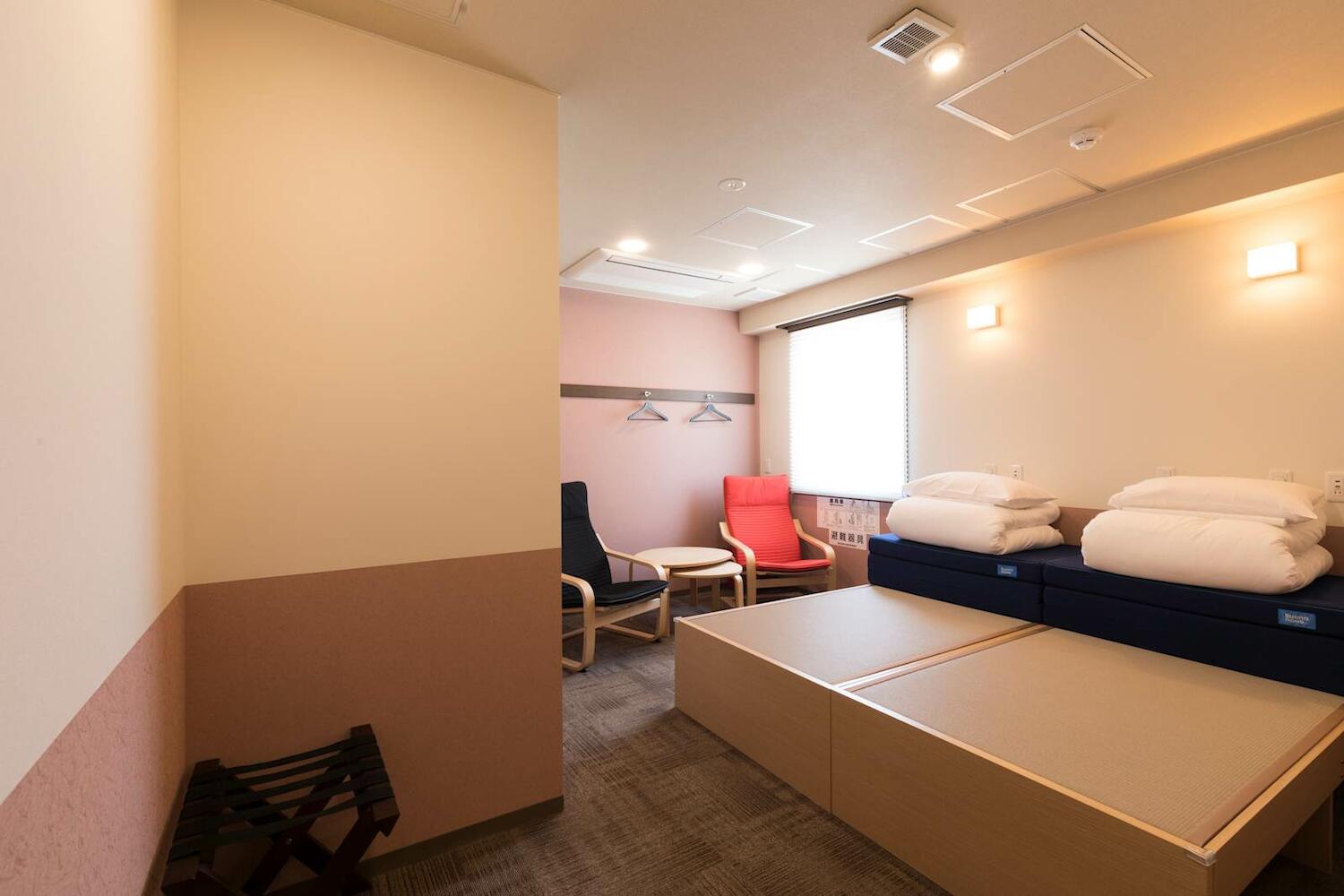 Wild Cherry Blossom-HOSTEL,TOKYO KOGANEI, Tokyo