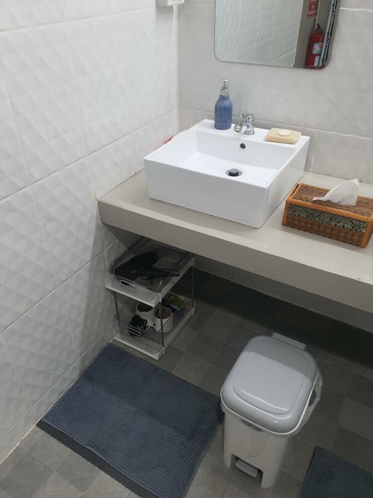 Comfort Zone Hostel @ Tha Pae