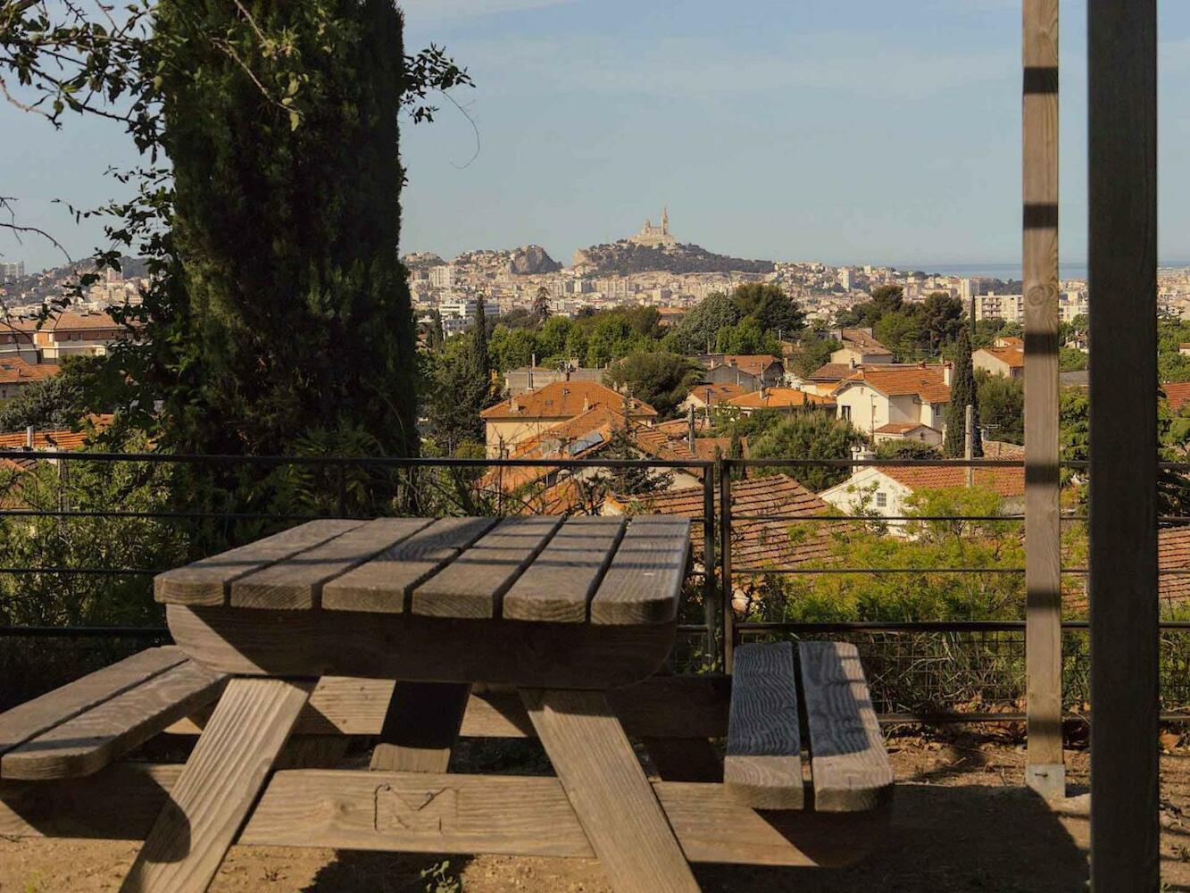 Auberge de Jeunesse HI Marseille Bois Luzy