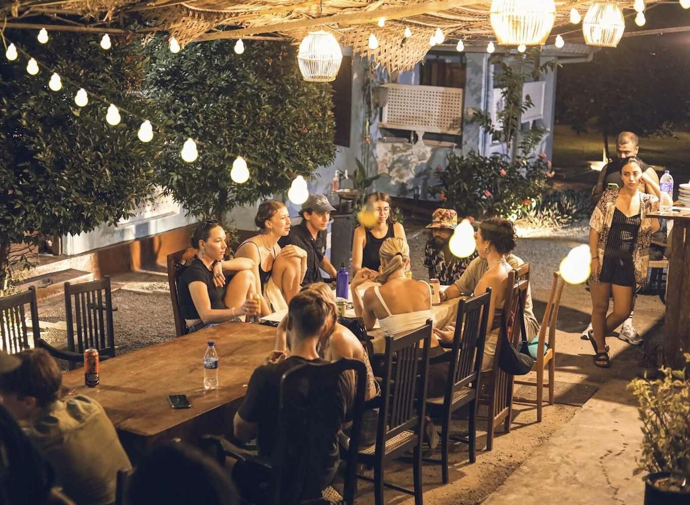 Happy Bunk Hostel, Weligama