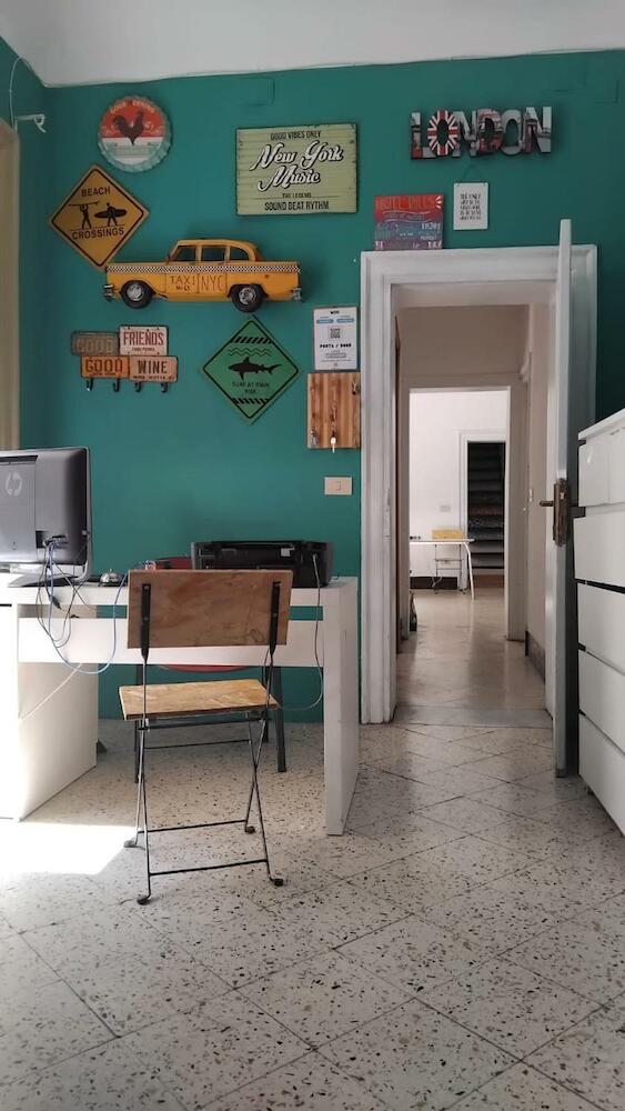 Sunshine Hostel