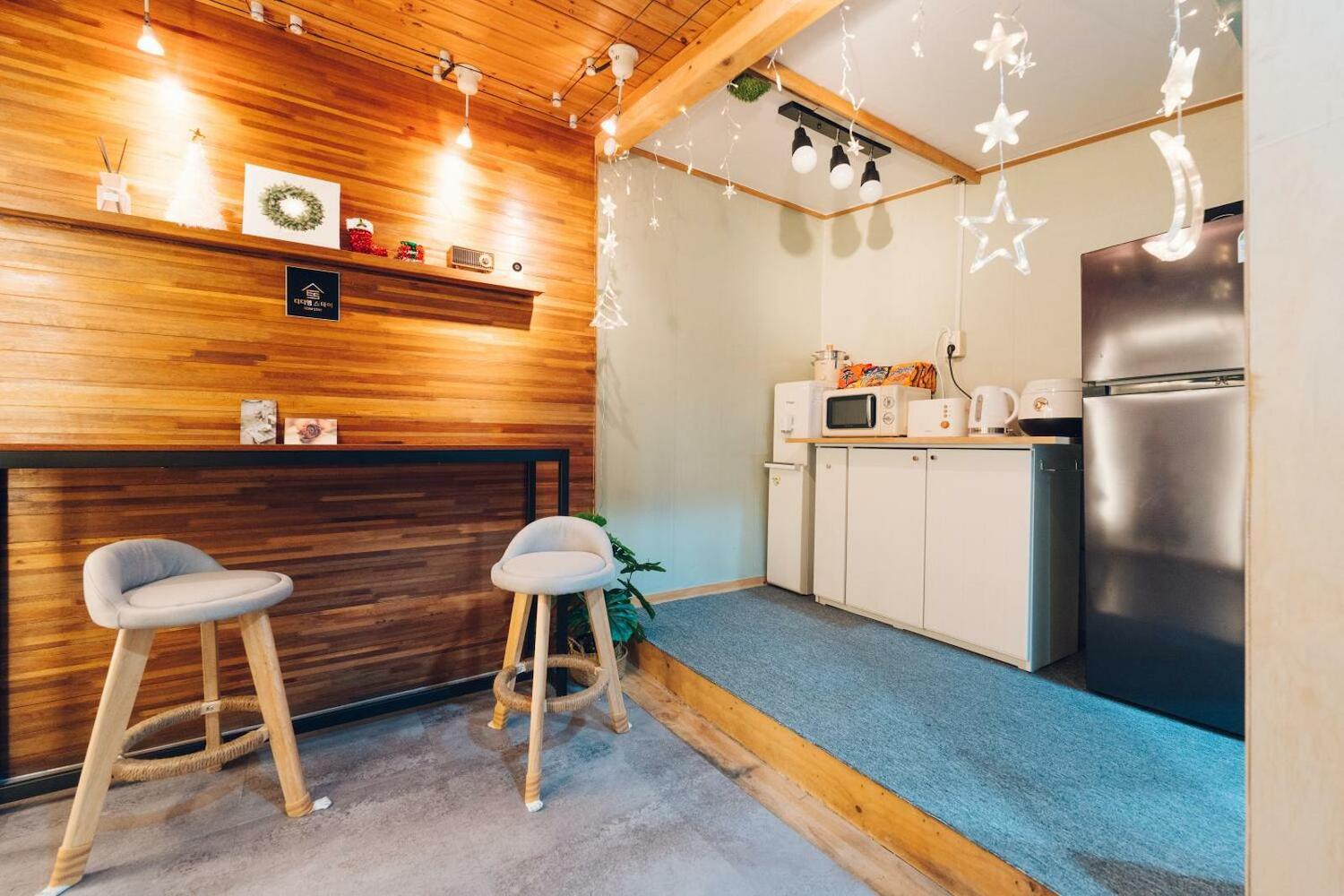 Ddm Stay, Seoul