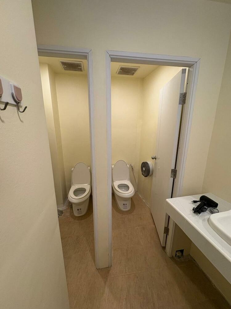 Nomad Yard Hostel, Bangkok