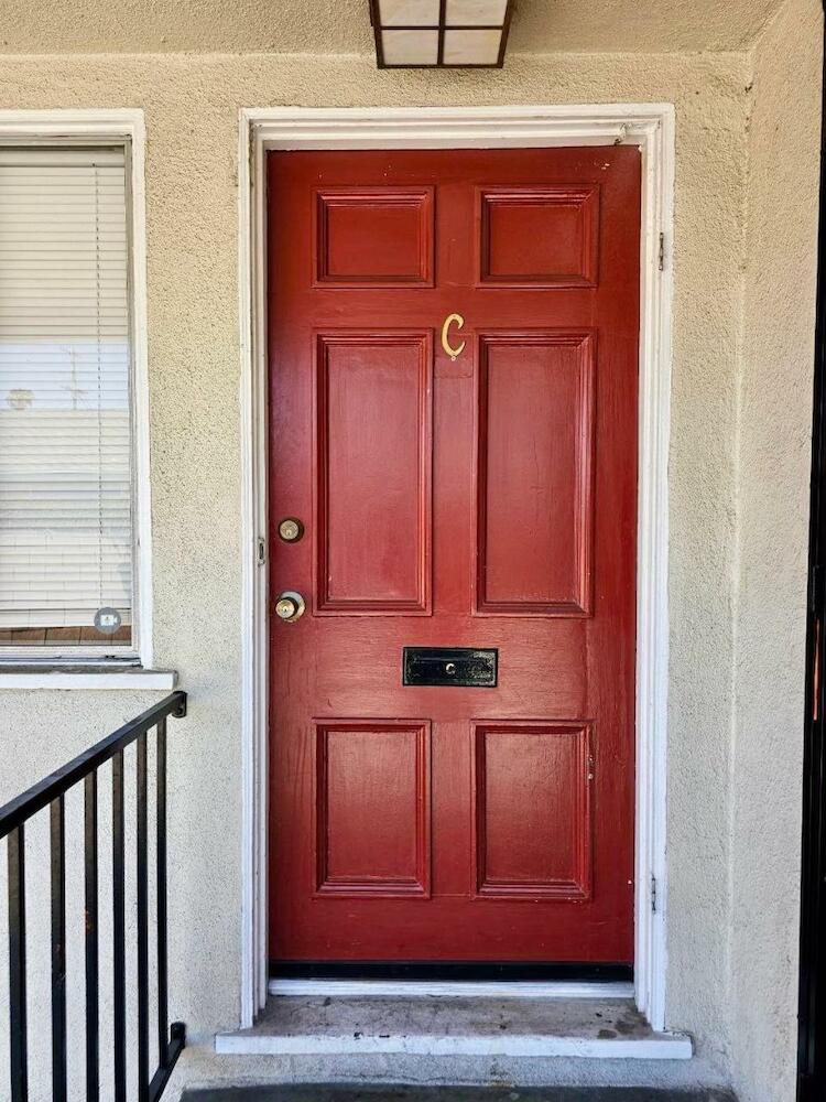 Riverton Place Noho