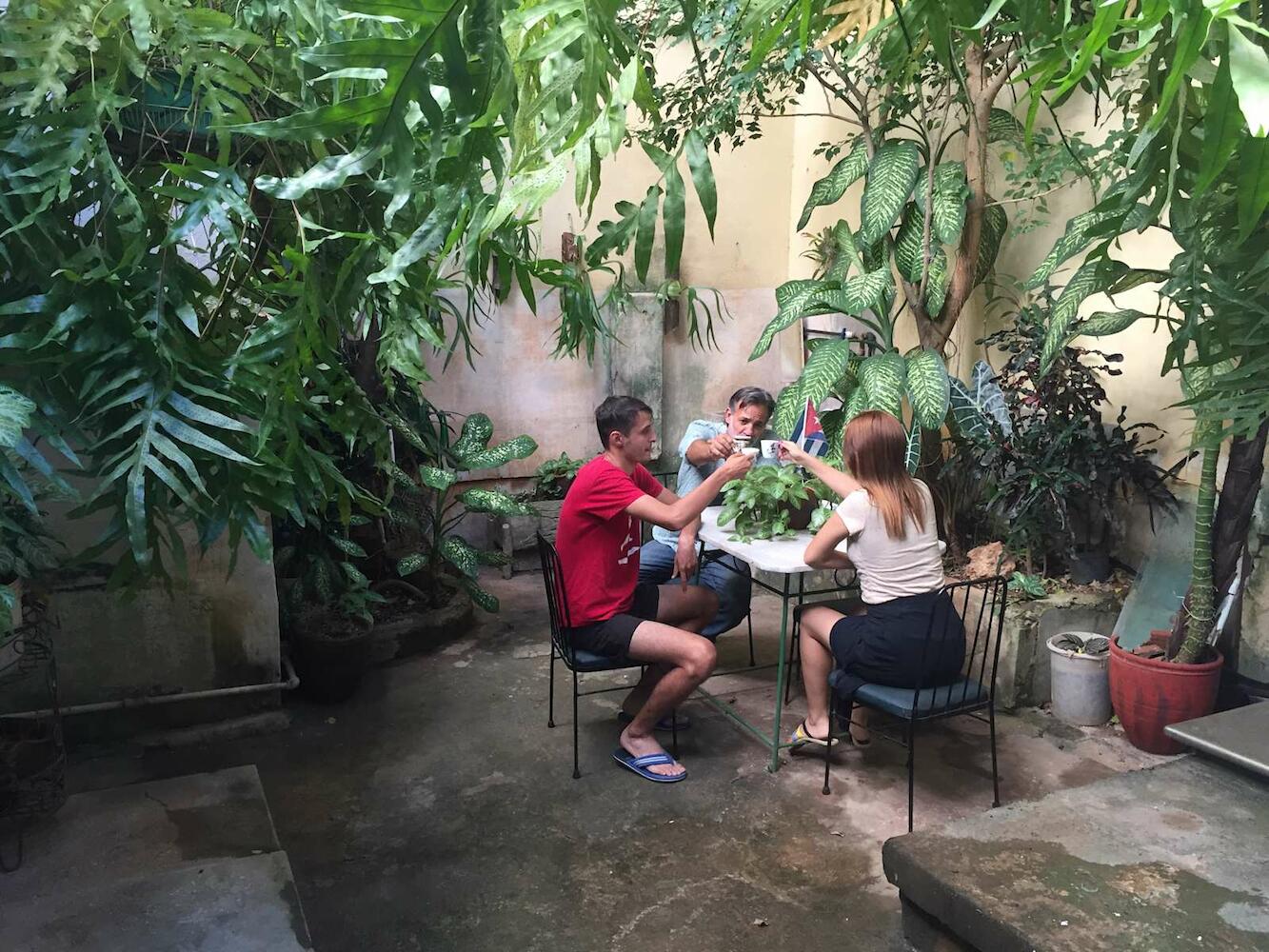 Hostal Red, Havana