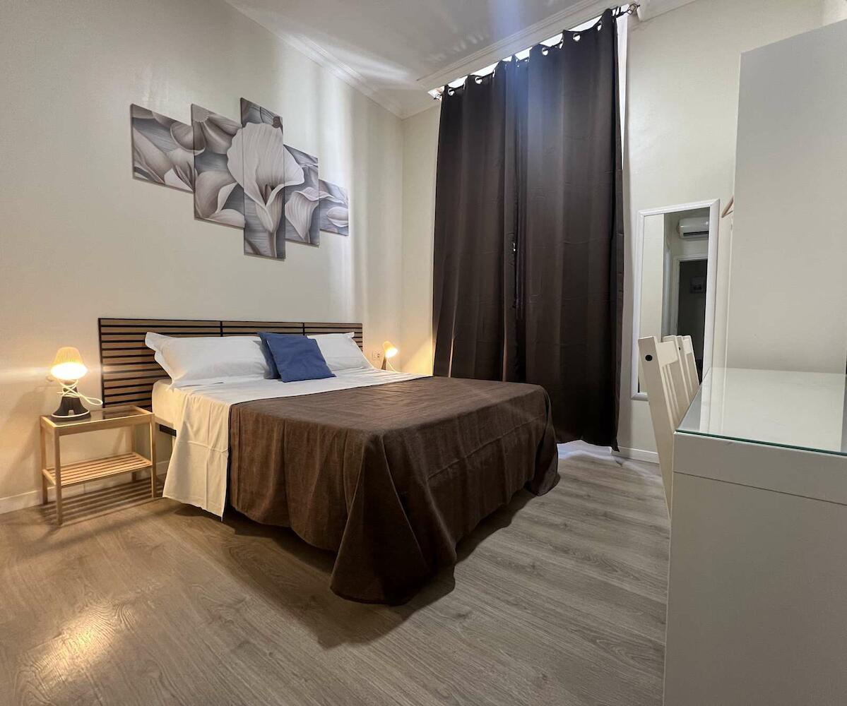 Freedom Traveller Hostel
