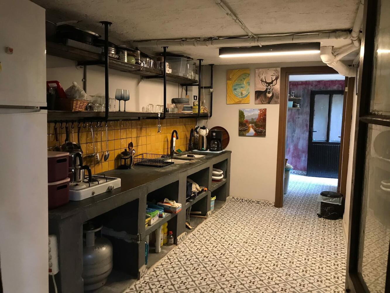 Vakana House Hostel