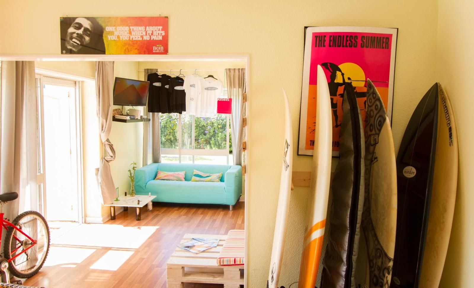 Carcavelos Surf Hostel