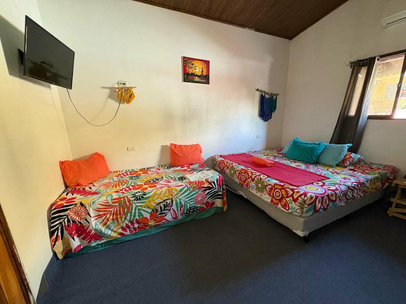 Passifloras Hostel, Quepos