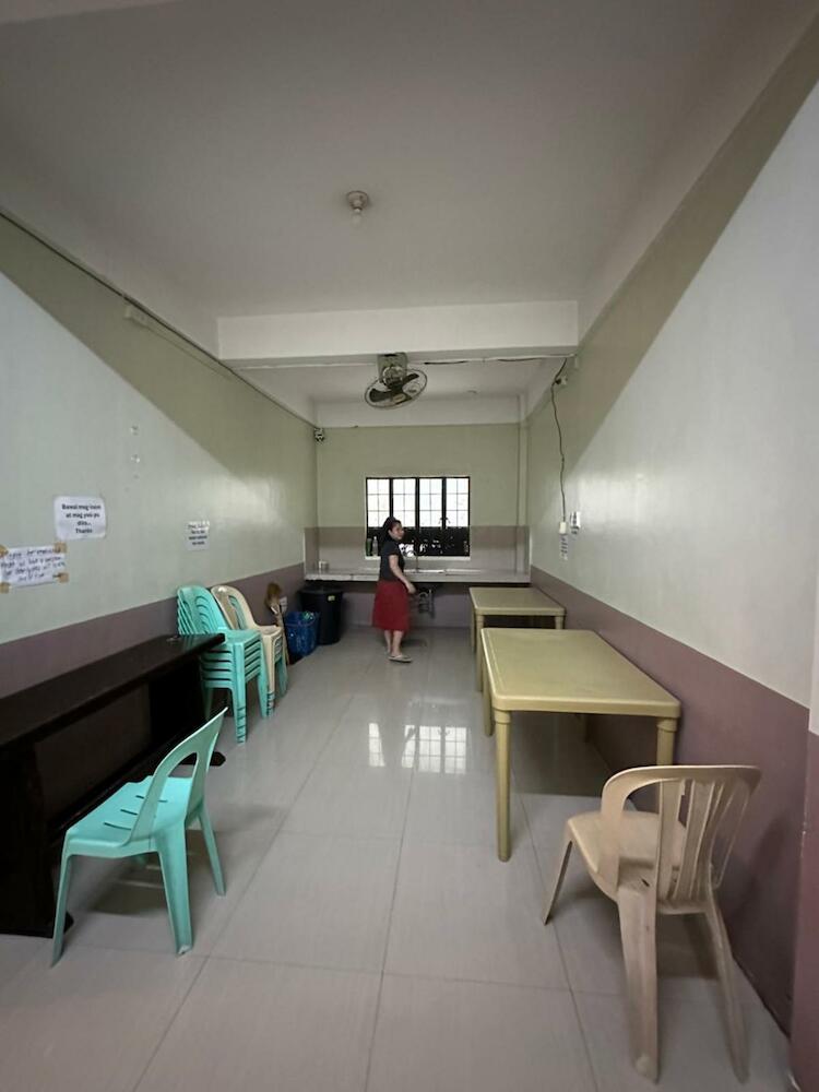 St John's Pearl Transient House