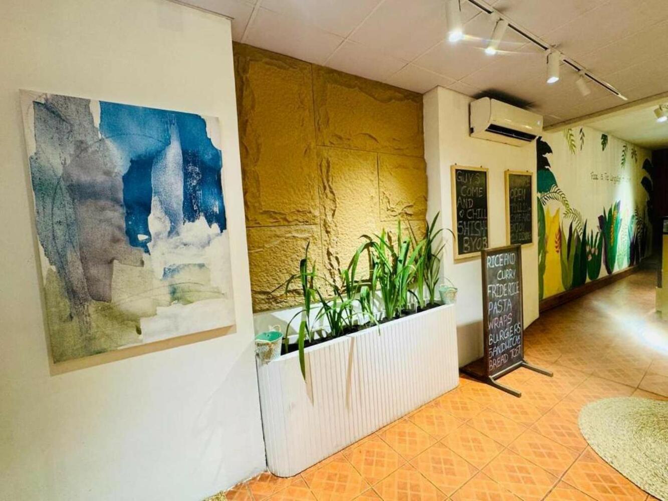 Ricardo Hostel, Colombo