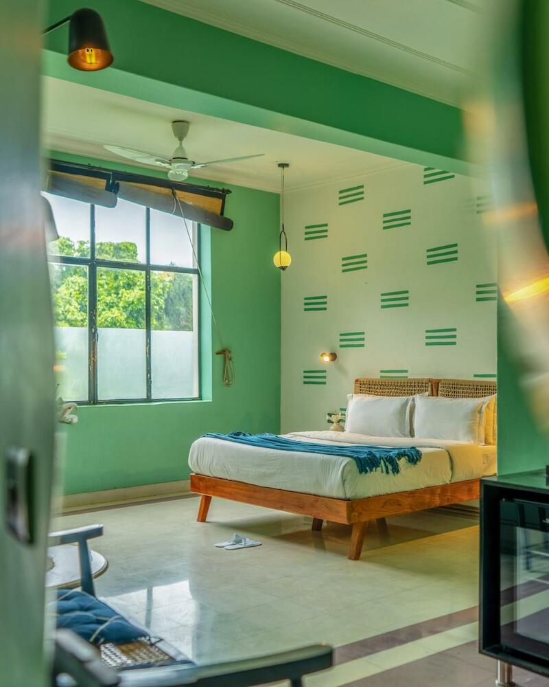 Minimalist One Hauz Khas Village, New Delhi