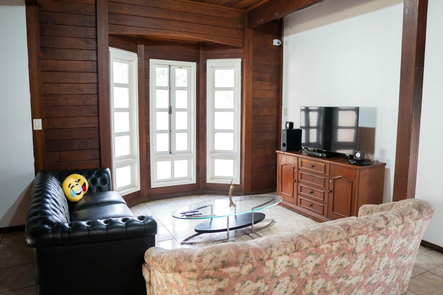 Woods Hostel Pampulha Ltda